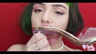 Teen Slut Candy Crush Masturbating with High Heel